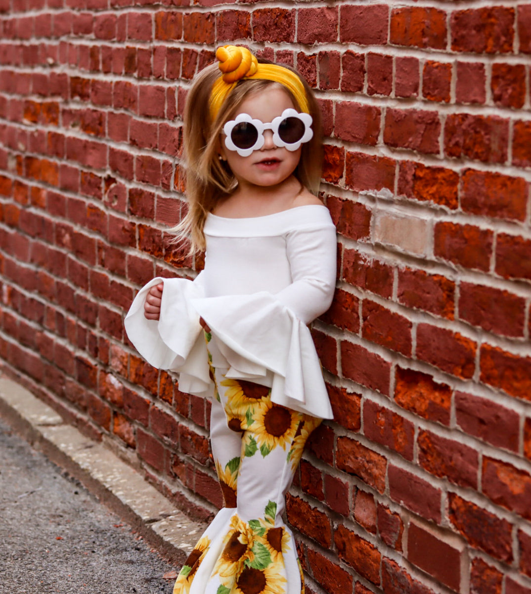 SUNFLOWER Bellbottom Summer Outfit - Hazel & Bo